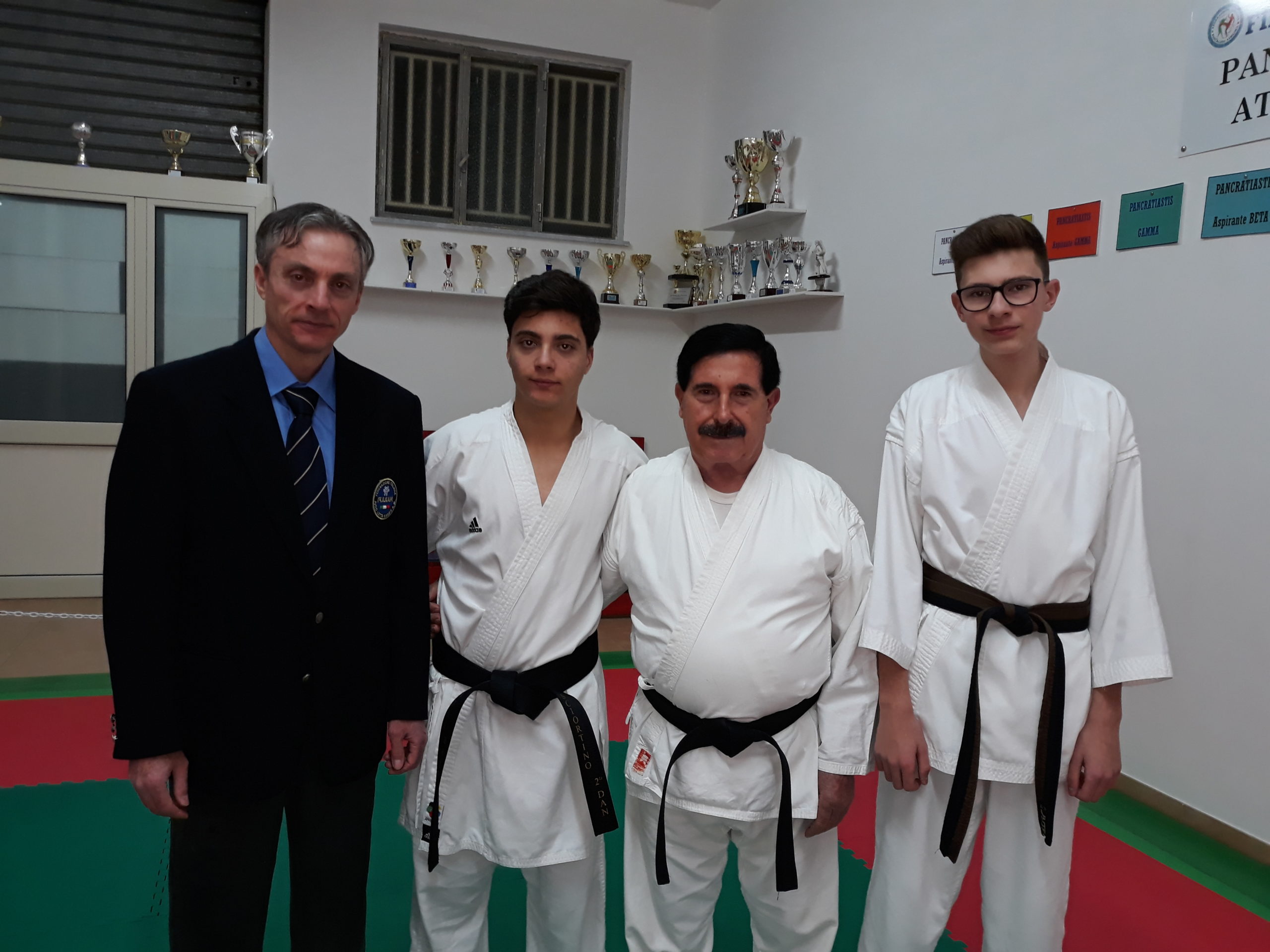 Karate: tre atleti della Shotokan Cerda idonei agli esami regionali federali Fijlkam