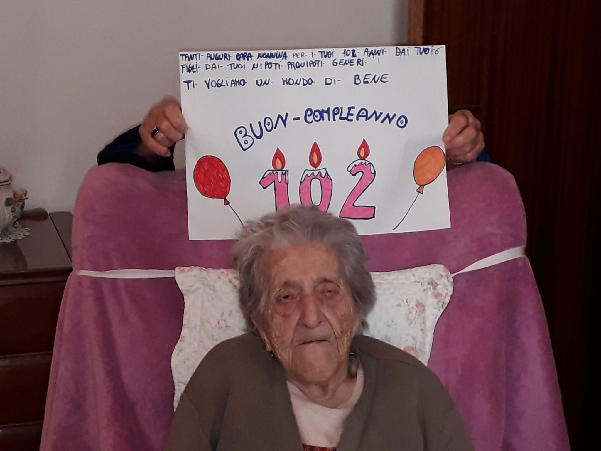 Termini Imerese: 102 candeline per nonna Santa Platano, ma il Covid 19 blocca la festa