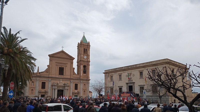 Riesplode la protesta degli operai ex Fiat: il 25 maggio sit-in in piazza Duomo