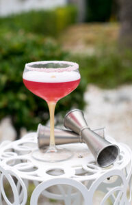 Termini Imerese: la barlady Valentina Notaro tra i 500 autori del libro "The bartender's cocktails"