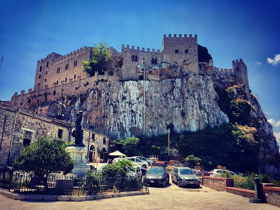 Dieci giornate medievali: un salto nel passato al Castello di Caccamo