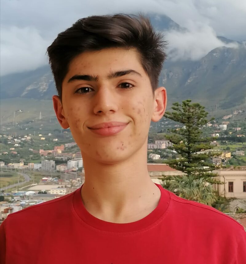Uno studente del liceo classico "G.Ugdulena" terzo in Sicilia alla Olimpiadi di Italiano