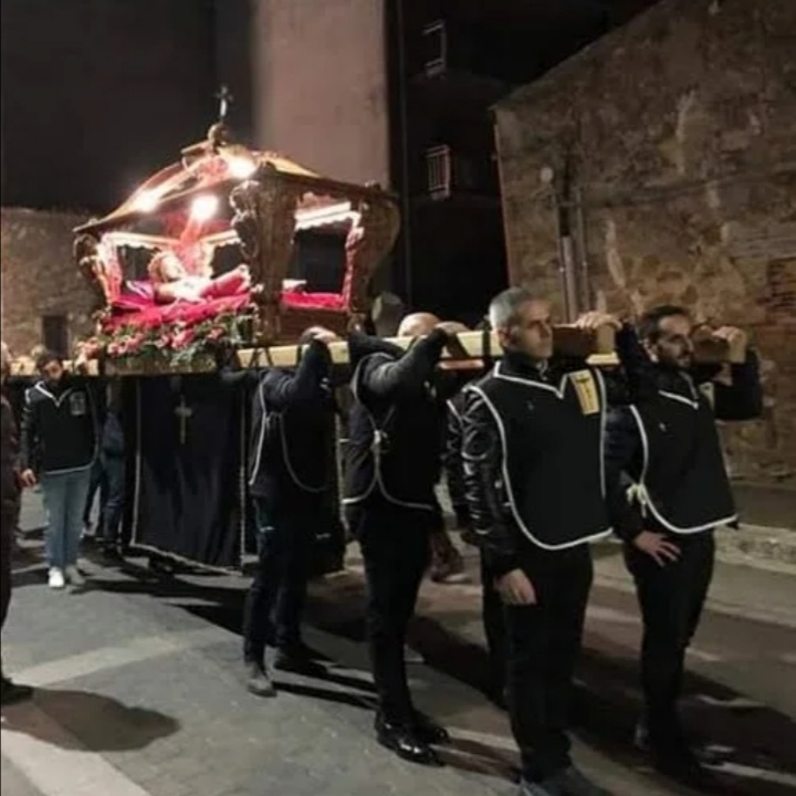 Covid, annullata a Montemaggiore Belsito la processione della "Cunnutta"