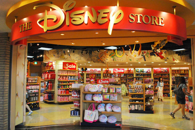 Chiudono tutti i Disney Store presenti in Italia: 230 lavoratori rischiano il licenziamento