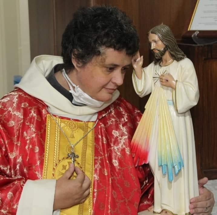 Verrà ordinata in Sicilia la prima donna vescovo in Italia, la storia di Maria Vittoria Longhitano