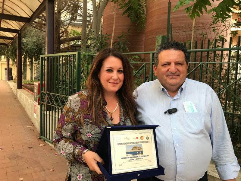 La giornalista termitana Laura Cianciolo riceve il premio "Eccellenza Siciliana"