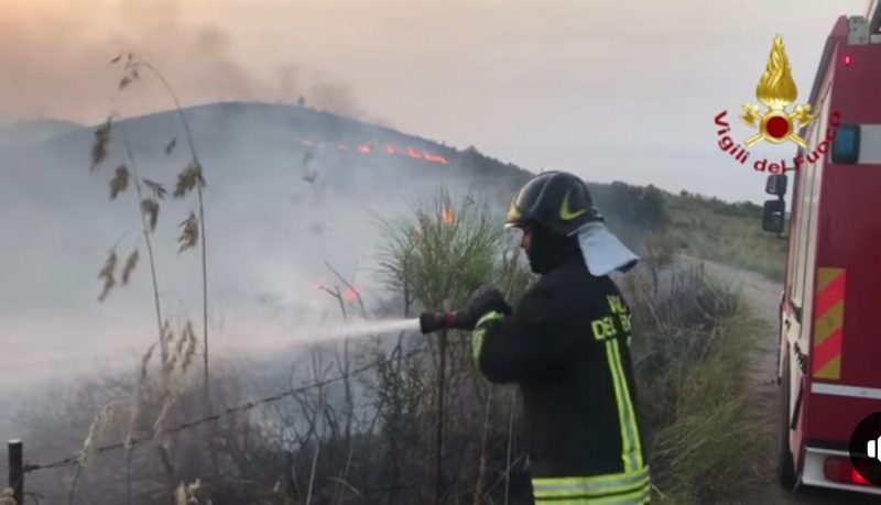 Afa e caldo non mollano la Sicilia: 48 ore di fuoco in provincia di Palermo