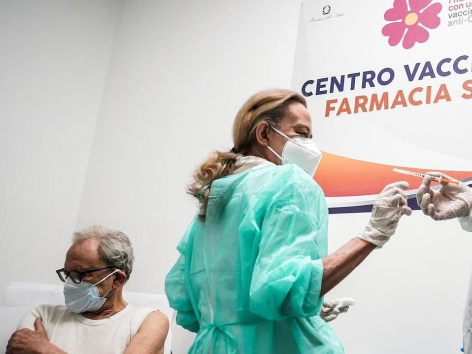 Federfarma: superata la quota di 100mila vaccinazioni nelle farmacie di Palermo e provincia