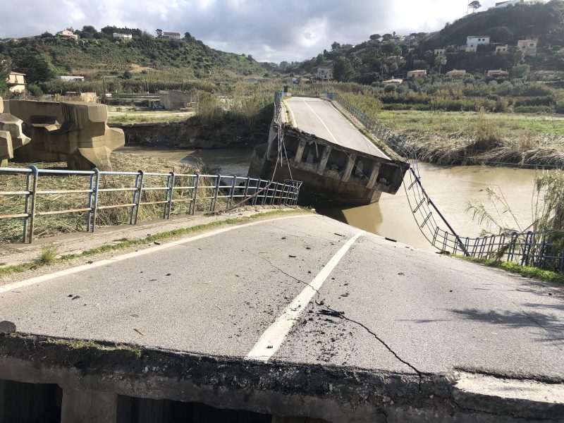 Anas: riapre al traffico il ponte provvisorio San Bartolomeo sulla SS 187