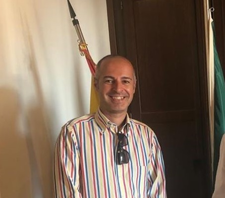 Elezioni comunali 2022 ad Alcara Li Fusi: Ettore Dottore annuncia la ricandidatura