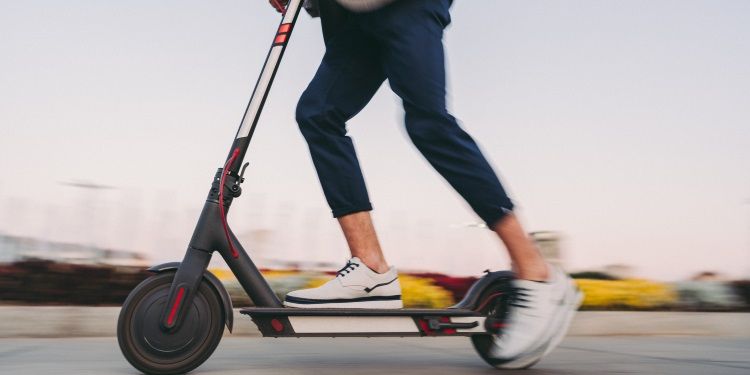 Agenzia Entrate: arriva il bonus mobilità per chi acquista monopattini e bici elettriche
