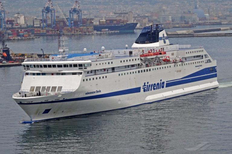 Covid: focolaio su un traghetto Palermo-Napoli, sono 20 i positivi