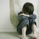 Violenza su minori: bambino di  un anno in condizioni disperate