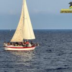 Barca a vela con 69 migranti intercettata al largo di Siracusa