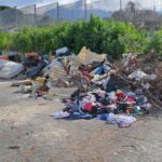 Maxi discarica via Calcedonio Geraci: tra i rifiuti ingombranti anche eternit FOTO e VIDEO