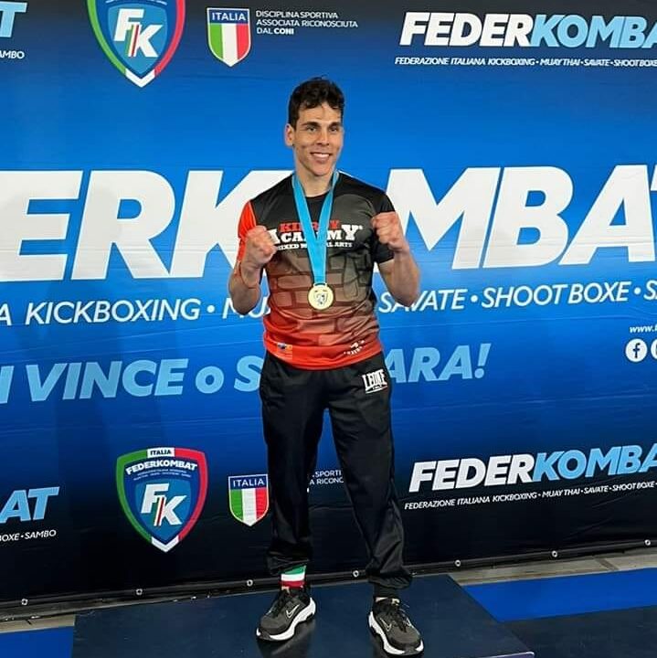 Caccamo: l’atleta Salvo Geraci sul podio più alto alle gare nazionali di ” Federkombat”