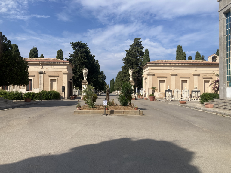 Cimitero Termini Imerese: orari di apertura per la commemorazione dei defunti