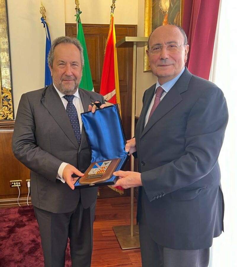 Schifani-con-prefetto-Mariani_1.jpeg