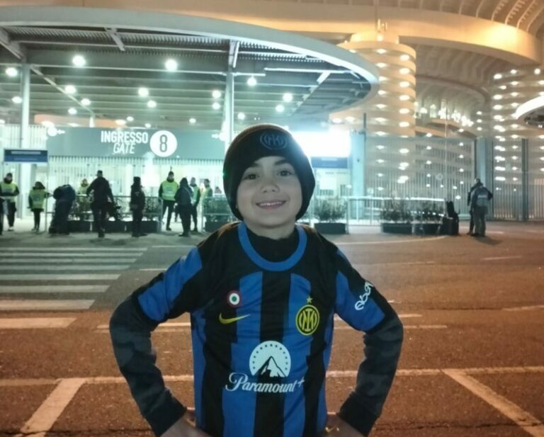 Caccamo: il piccolo Manuel Anello in campo con la sua Inter a San Siro FOTO