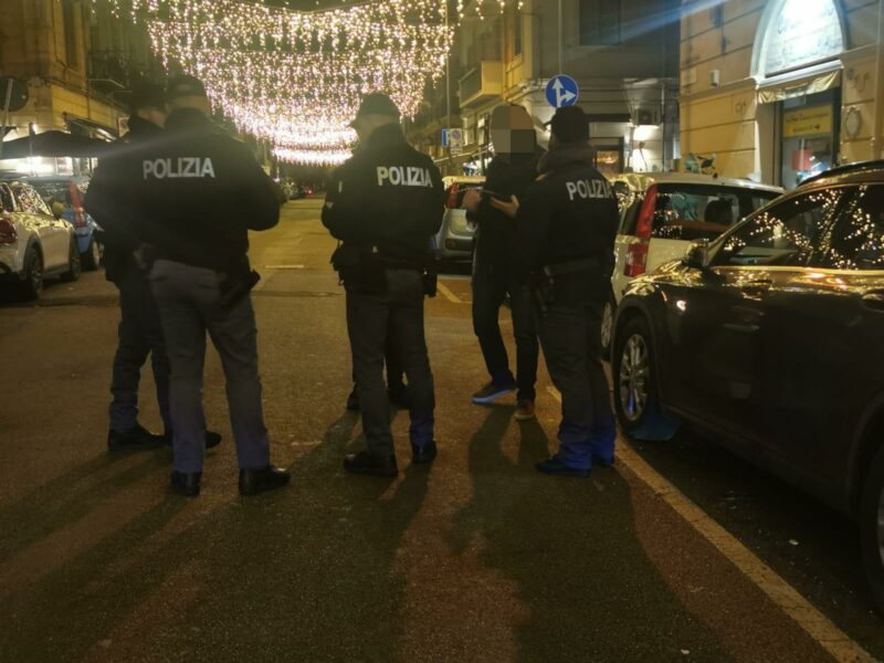 Palermo: la Polizia sventa un furto in pieno centro, due arresti