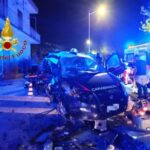 Terribile incidente: due giovani carabinieri hanno perso la vita, quattro i feriti
