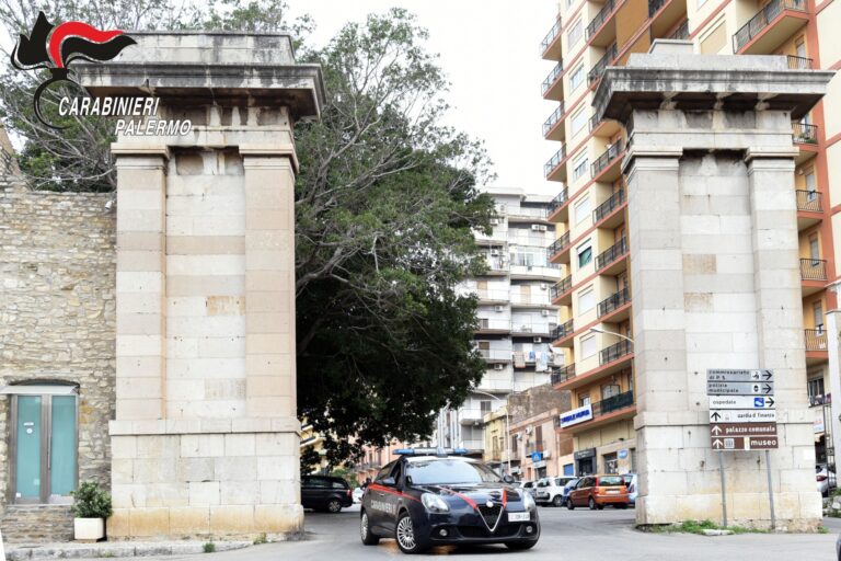 Termini Imerese: beccati mentre caricano 20 chili di rame, due giovani in manette